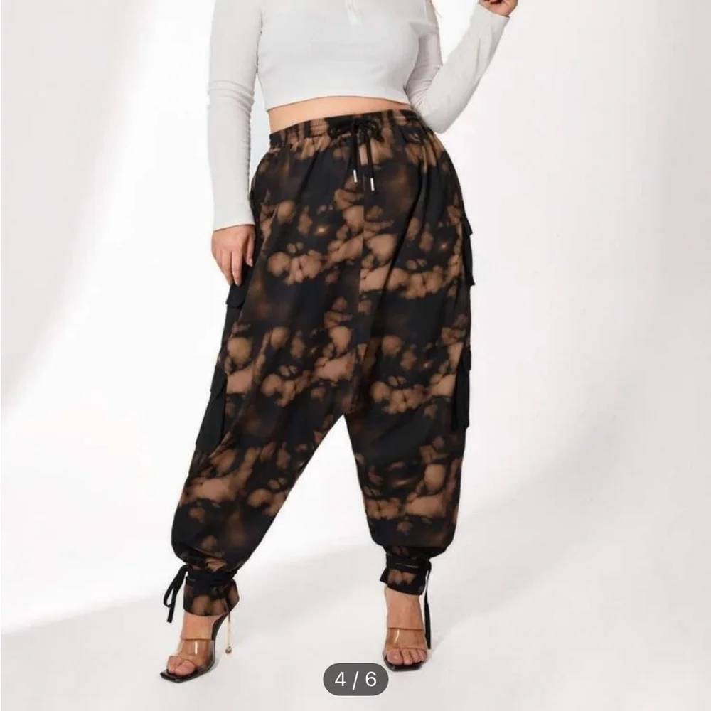 Tie Dye Cargo Harem Pants - Picture 3 of 4